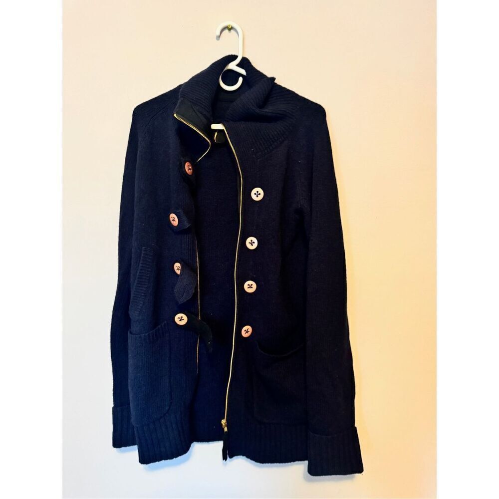 Ubranded sweater with gold buttons size‎ medium